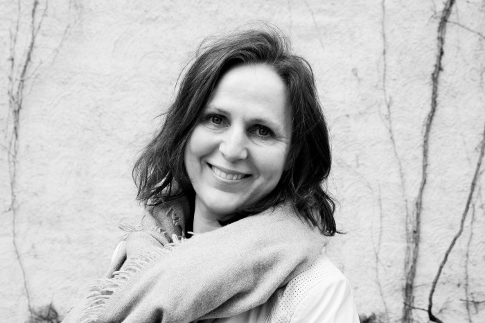 Fashion revolution 1920 x 1200 pix